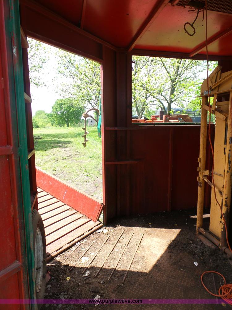 image for item K7938 Cattle chute/working station