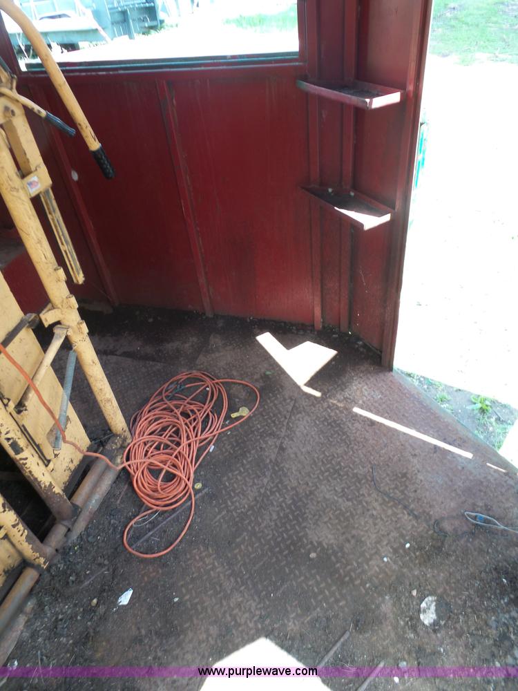 image for item K7938 Cattle chute/working station