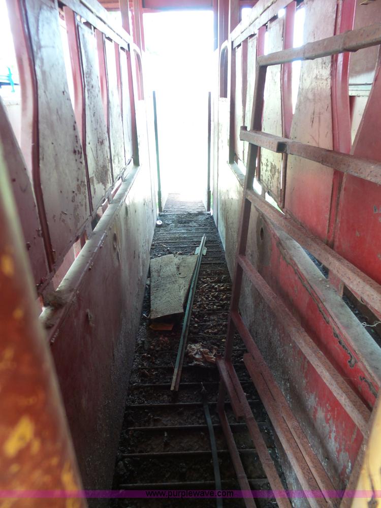 image for item K7938 Cattle chute/working station