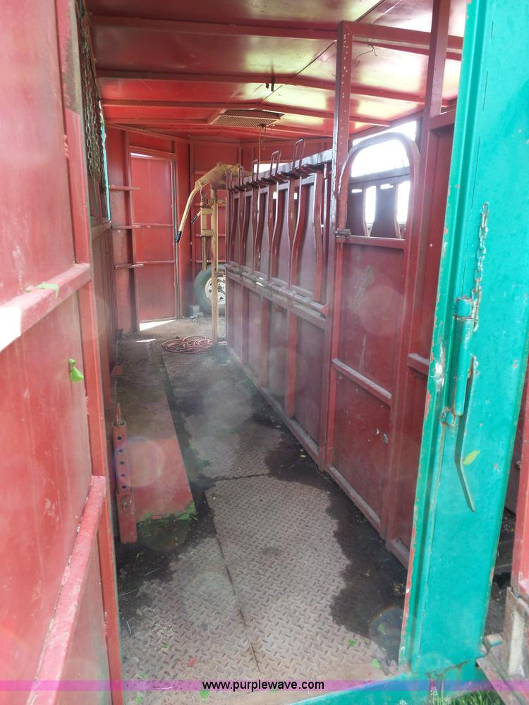 image for item K7938 Cattle chute/working station