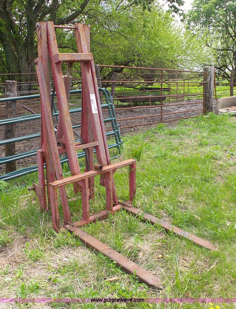 image for item K7939 Three point forklift attachment