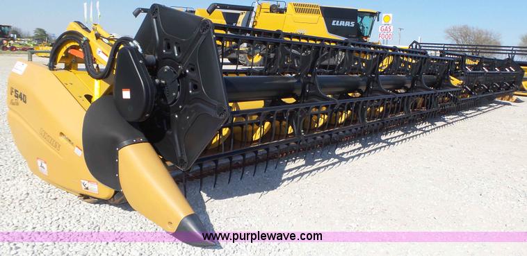 image for item K8256 2009 Claas Lexion F540 Max Flex Series 441 flex head
