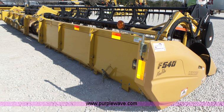 image for item K8256 2009 Claas Lexion F540 Max Flex Series 441 flex head