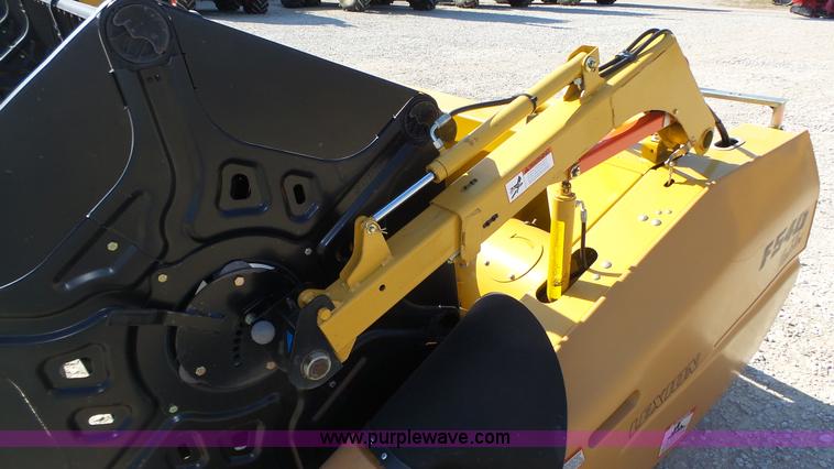 image for item K8256 2009 Claas Lexion F540 Max Flex Series 441 flex head