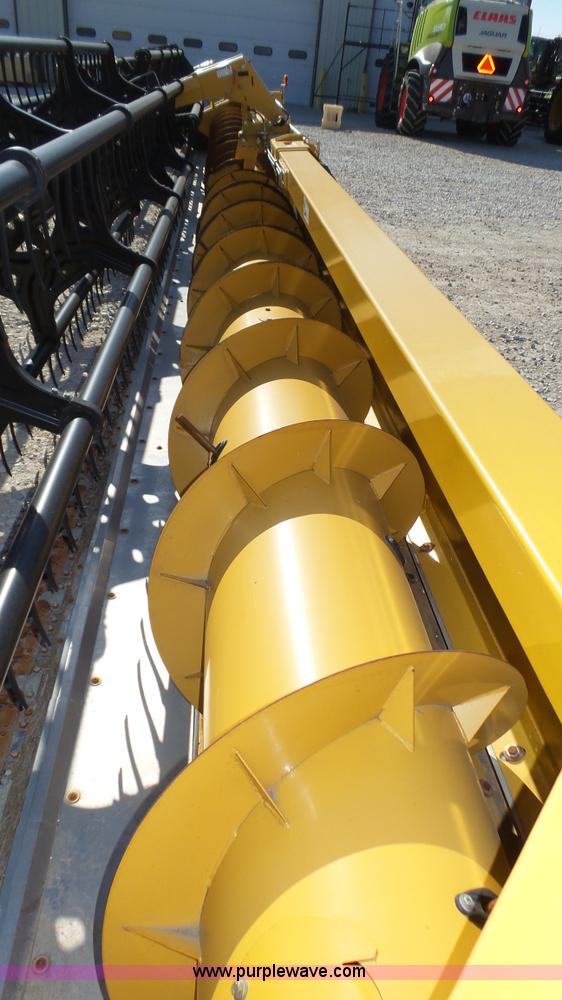 image for item K8256 2009 Claas Lexion F540 Max Flex Series 441 flex head