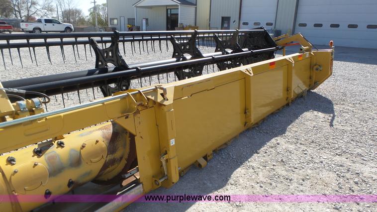 image for item K8256 2009 Claas Lexion F540 Max Flex Series 441 flex head