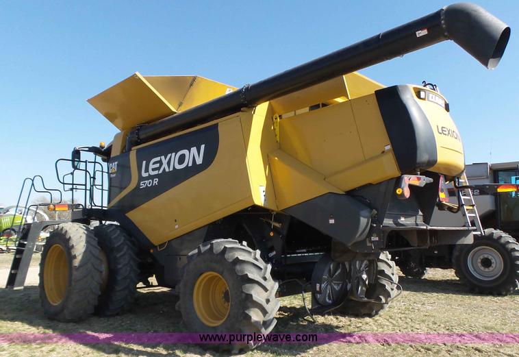 image for item K8261 2009 Claas Lexion 570R combine
