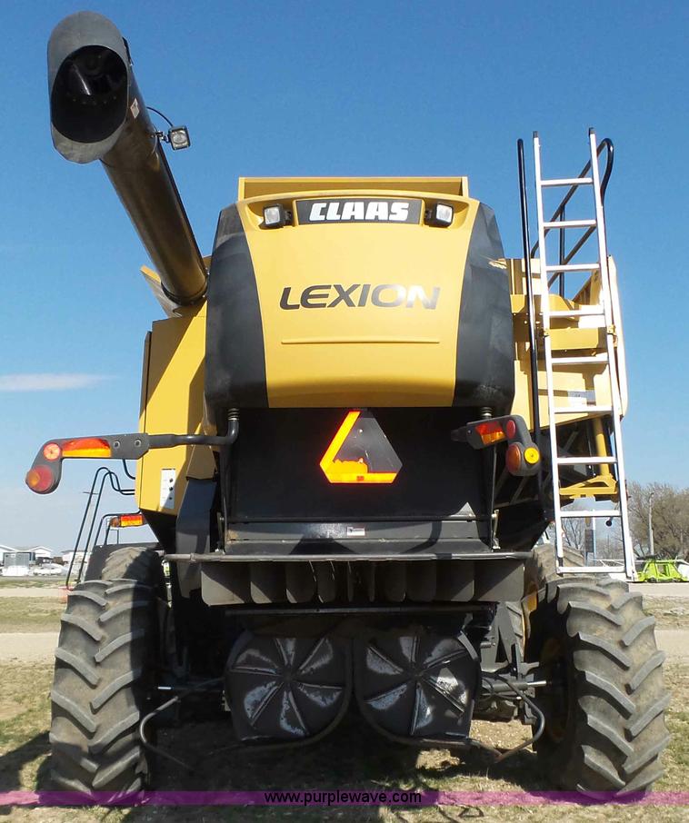image for item K8261 2009 Claas Lexion 570R combine