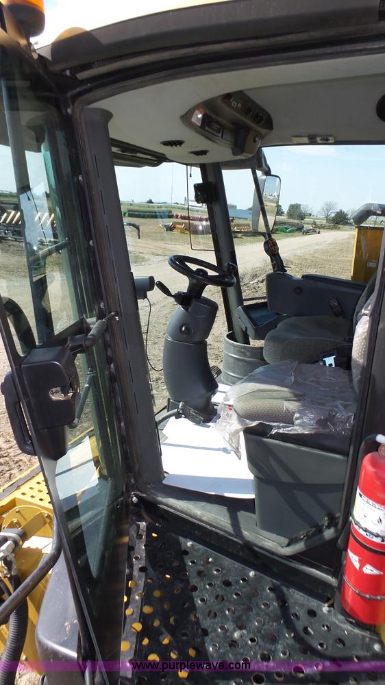 image for item K8261 2009 Claas Lexion 570R combine