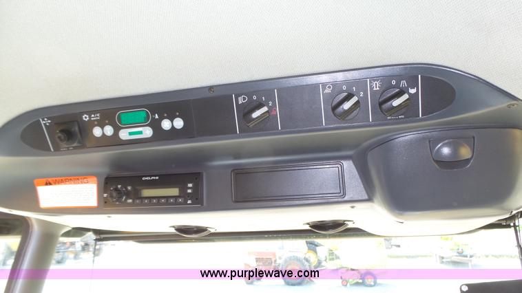 image for item K8261 2009 Claas Lexion 570R combine