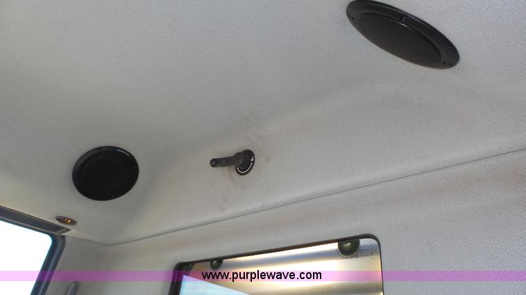 image for item K8261 2009 Claas Lexion 570R combine