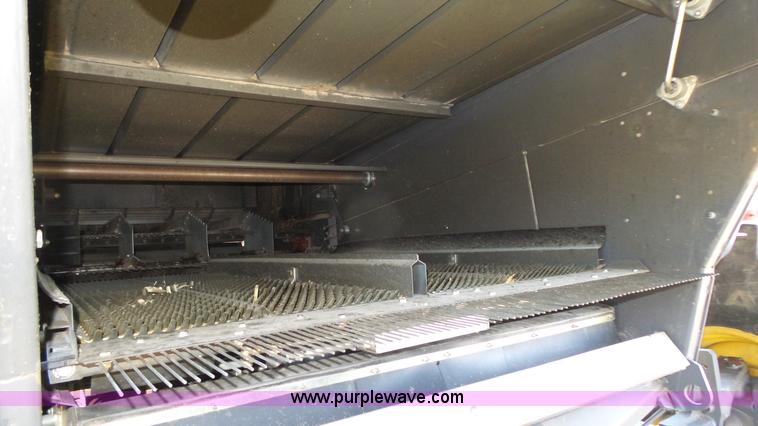 image for item K8261 2009 Claas Lexion 570R combine