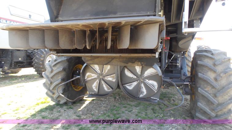 image for item K8261 2009 Claas Lexion 570R combine