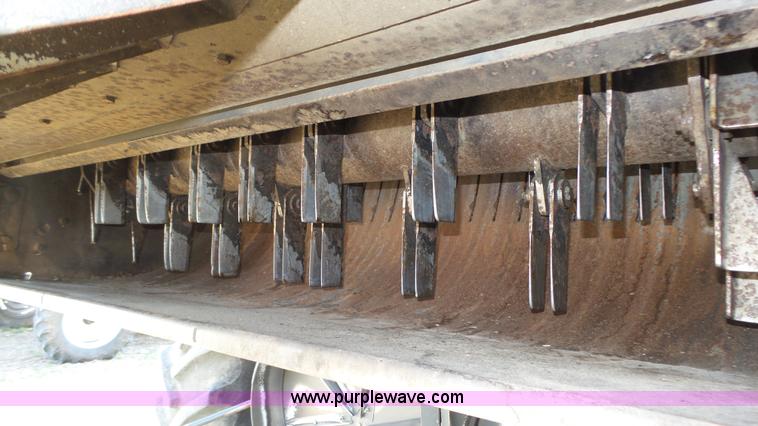 image for item K8261 2009 Claas Lexion 570R combine