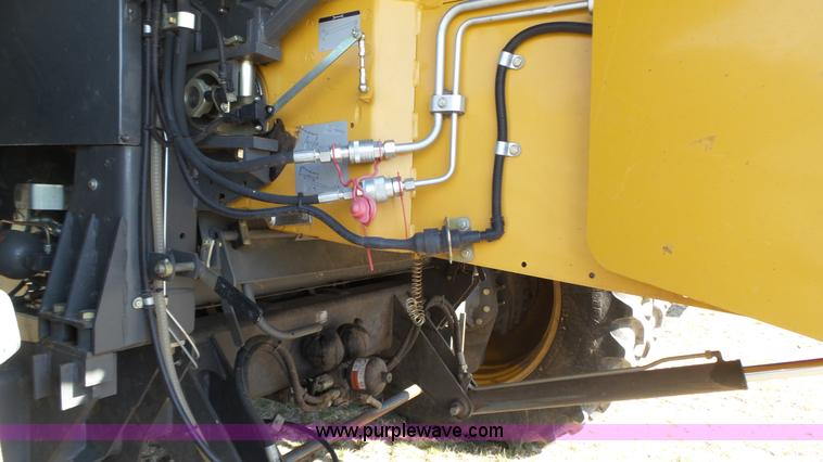image for item K8261 2009 Claas Lexion 570R combine