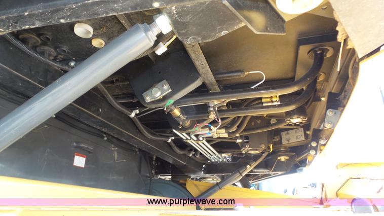 image for item K8261 2009 Claas Lexion 570R combine