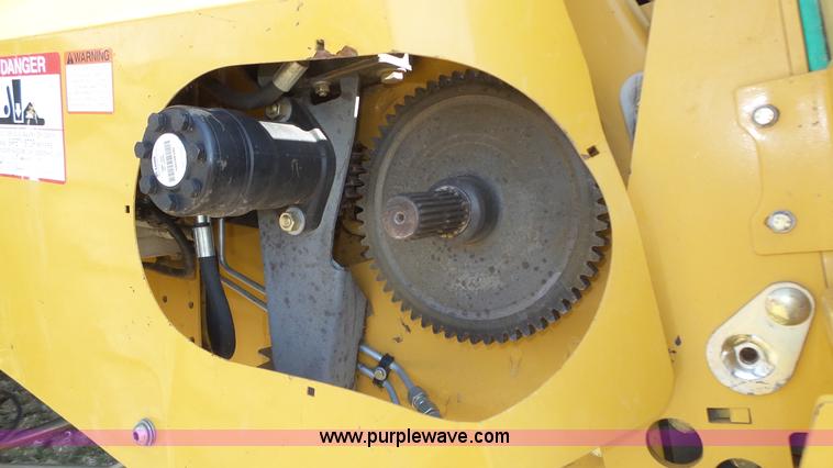 image for item K8261 2009 Claas Lexion 570R combine