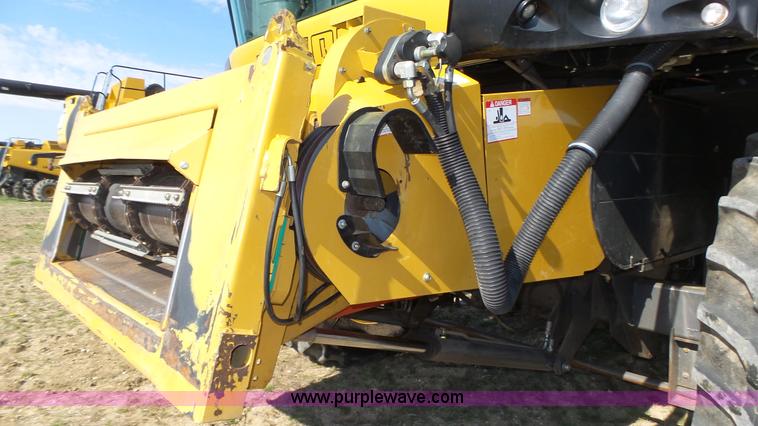 image for item K8261 2009 Claas Lexion 570R combine