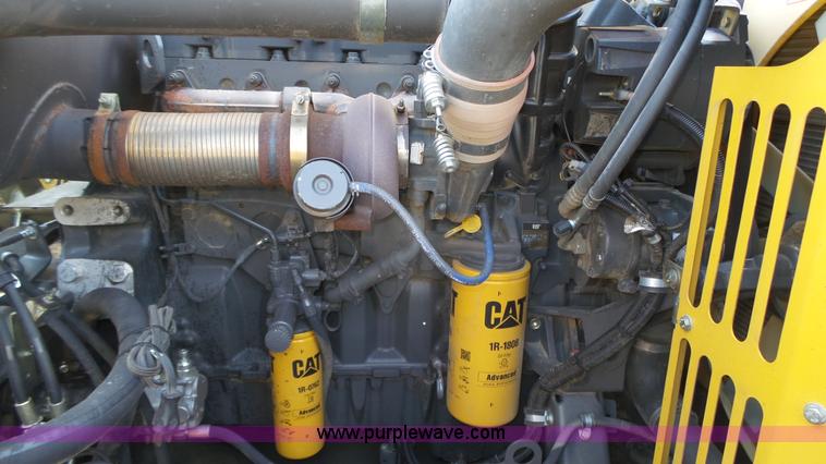 image for item K8261 2009 Claas Lexion 570R combine