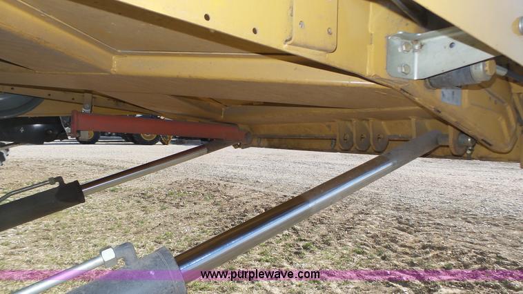 image for item K8261 2009 Claas Lexion 570R combine