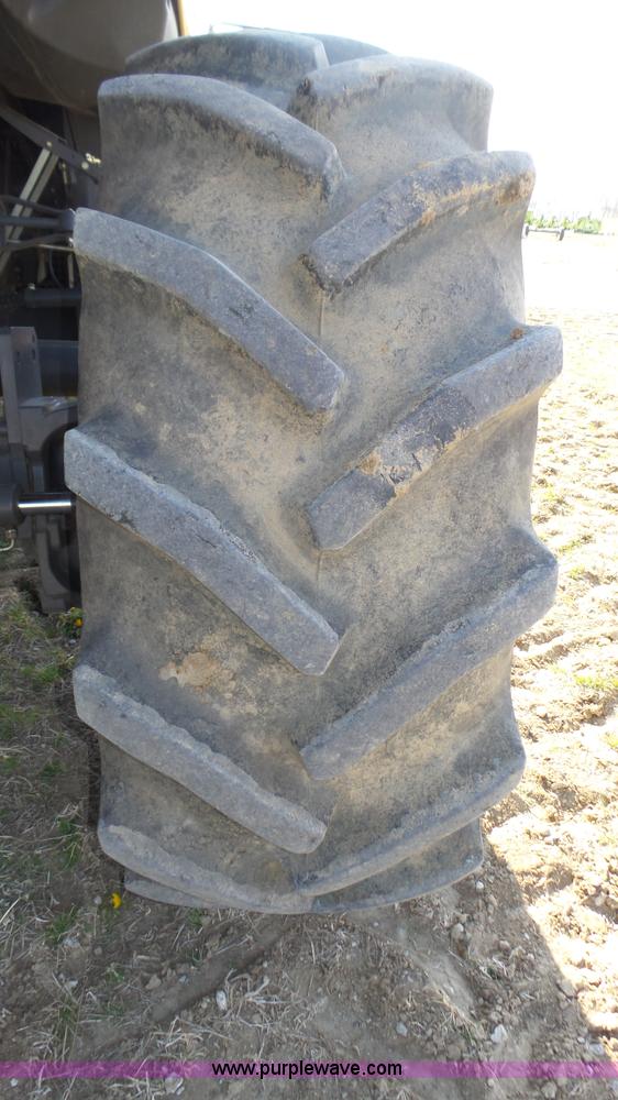 image for item K8261 2009 Claas Lexion 570R combine