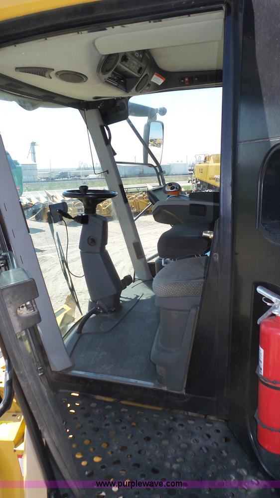 image for item K8262 2012 Claas Lexion 740 combine