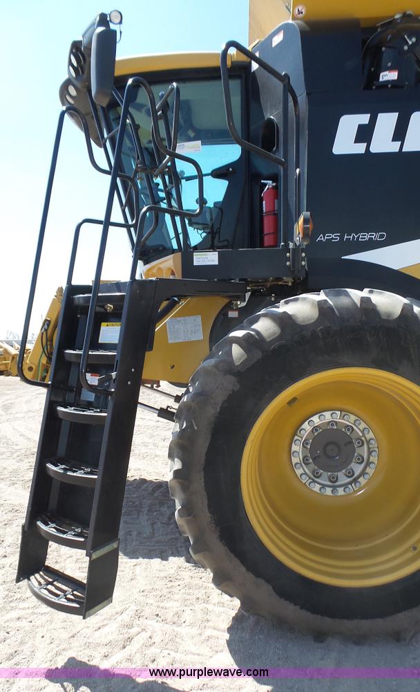 image for item K8262 2012 Claas Lexion 740 combine