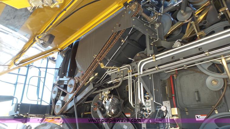image for item K8262 2012 Claas Lexion 740 combine