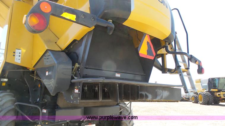 image for item K8262 2012 Claas Lexion 740 combine