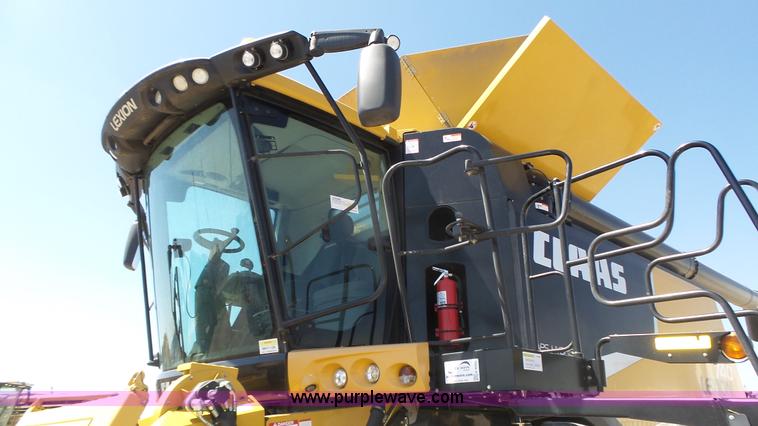image for item K8262 2012 Claas Lexion 740 combine