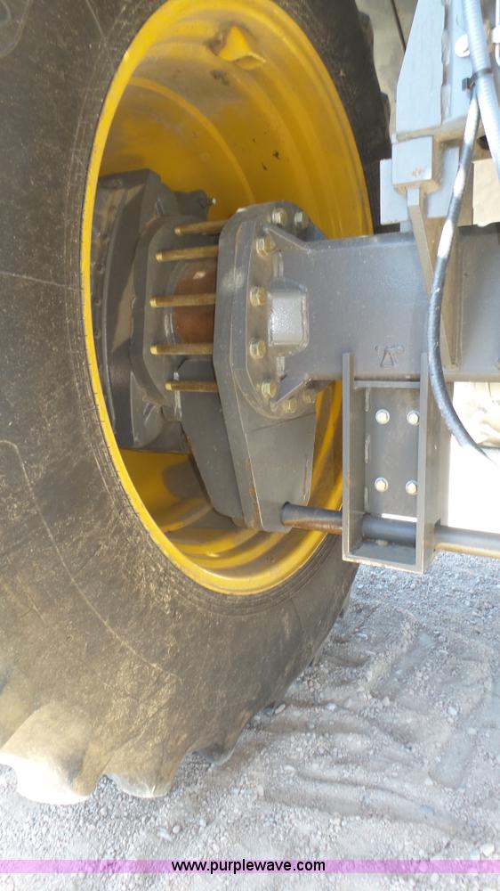 image for item K8262 2012 Claas Lexion 740 combine