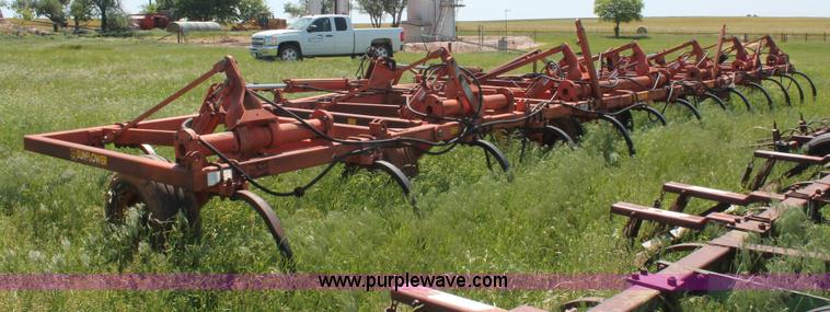 image for item K8878 Sunflower 3160-42 Fallow-King sweep plow