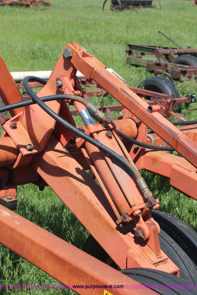 image for item K8878 Sunflower 3160-42 Fallow-King sweep plow