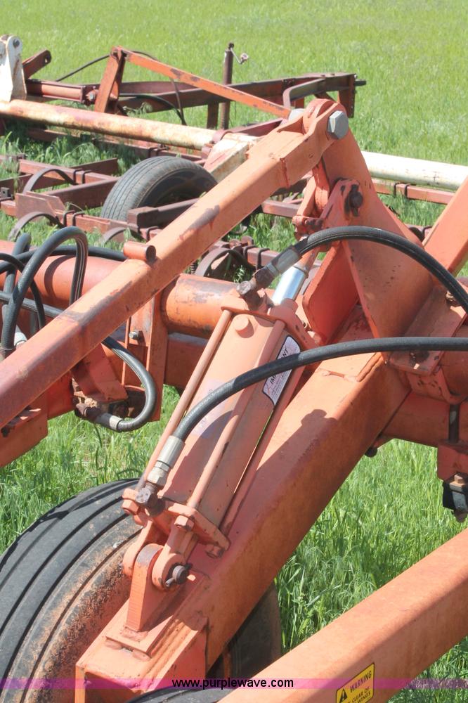 image for item K8878 Sunflower 3160-42 Fallow-King sweep plow