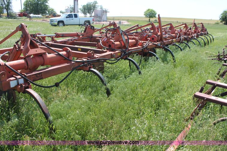 image for item K8878 Sunflower 3160-42 Fallow-King sweep plow
