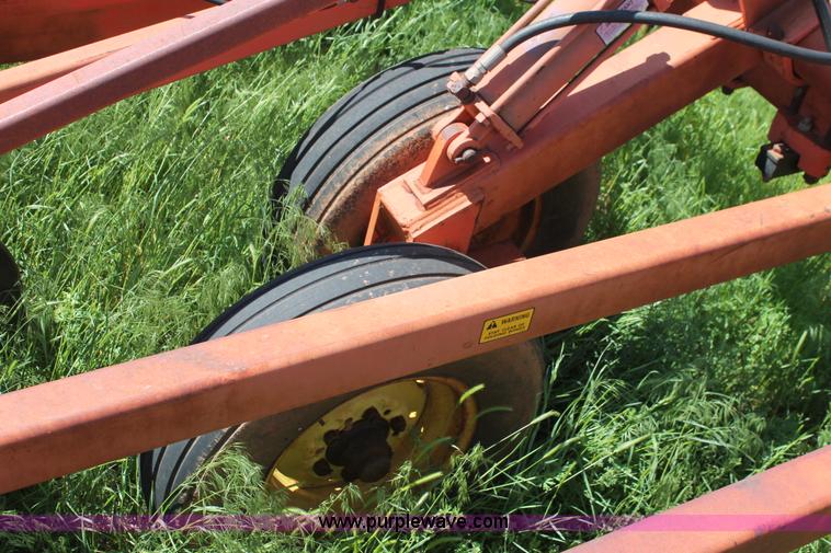 image for item K8878 Sunflower 3160-42 Fallow-King sweep plow