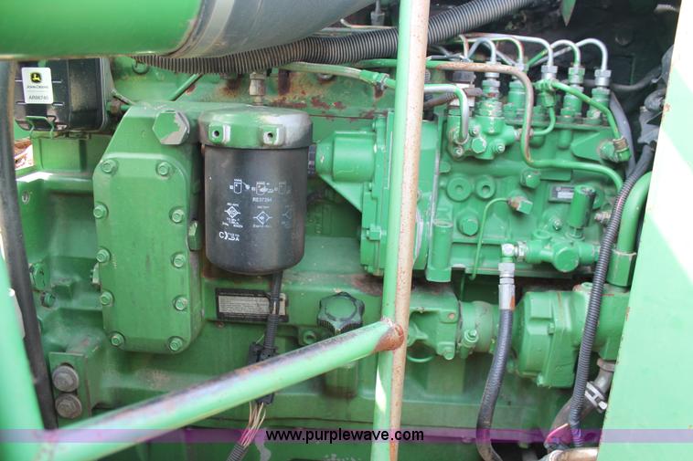 image for item K8879 1997 John Deere 9600 RWA combine