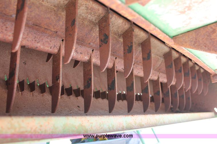 image for item K8879 1997 John Deere 9600 RWA combine