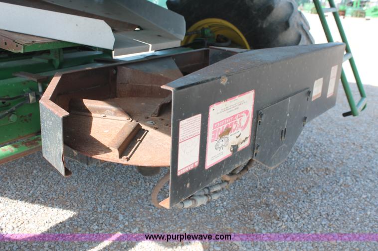 image for item K8879 1997 John Deere 9600 RWA combine