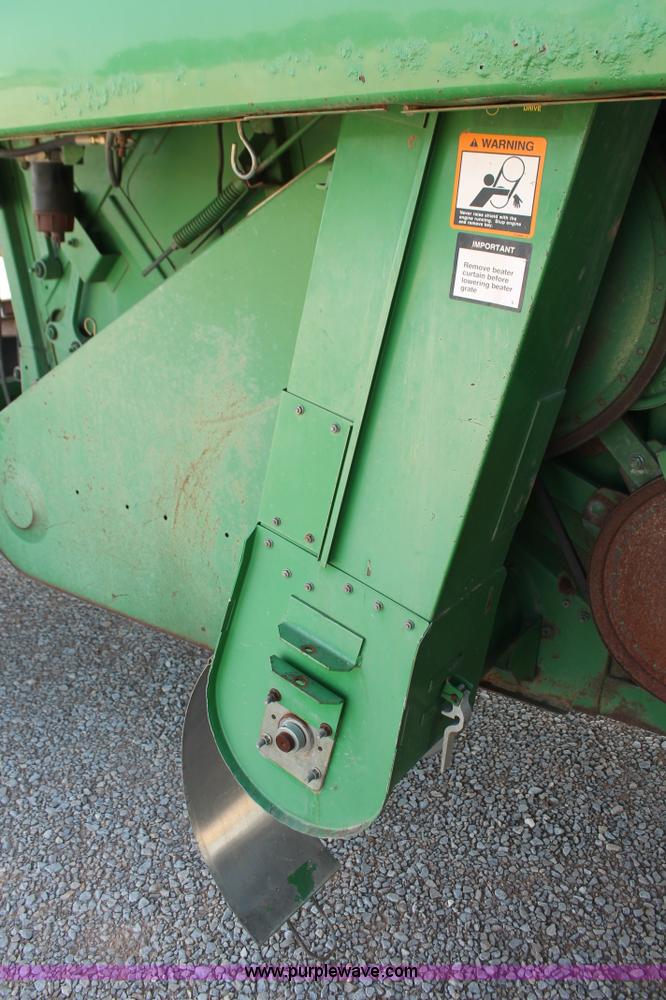 image for item K8879 1997 John Deere 9600 RWA combine