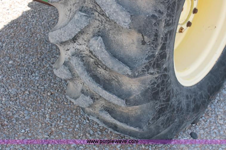 image for item K8879 1997 John Deere 9600 RWA combine