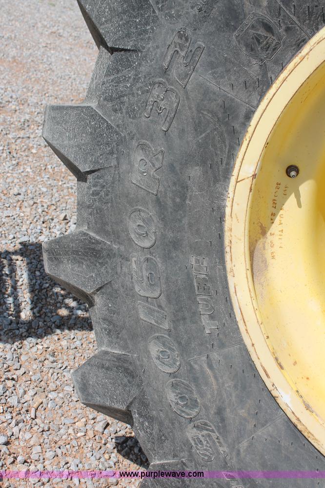 image for item K8879 1997 John Deere 9600 RWA combine