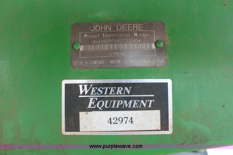 image for item K8879 1997 John Deere 9600 RWA combine