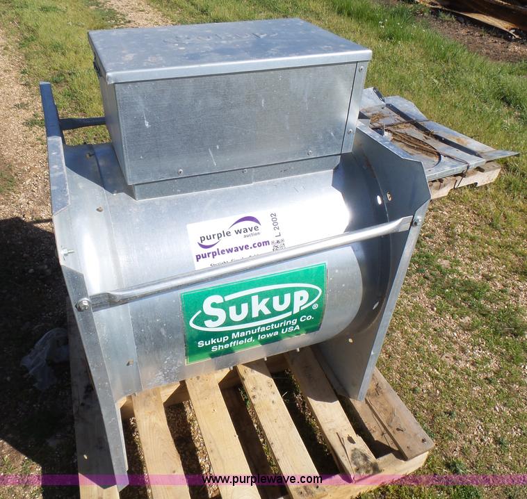 Sukup grain bin floor dryer in Washburn, MO Item L2002 sold Purple Wave