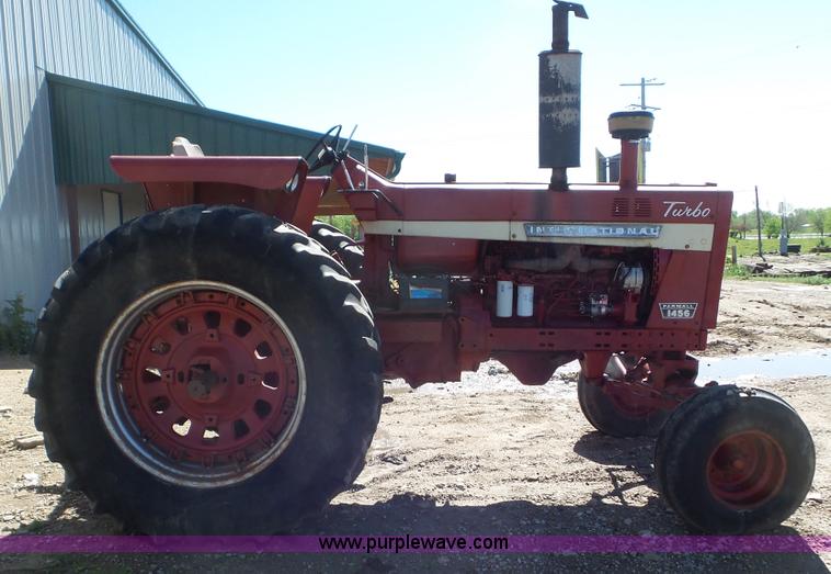 image for item L2117 1970 Farmall 1456 tractor