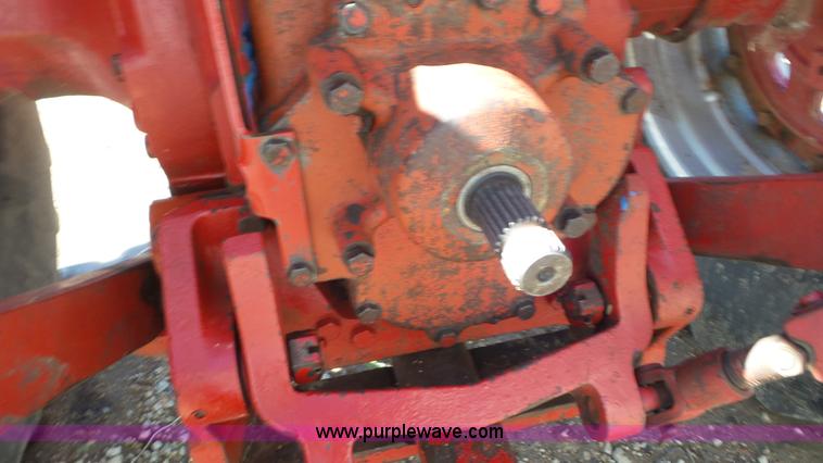 image for item L2117 1970 Farmall 1456 tractor