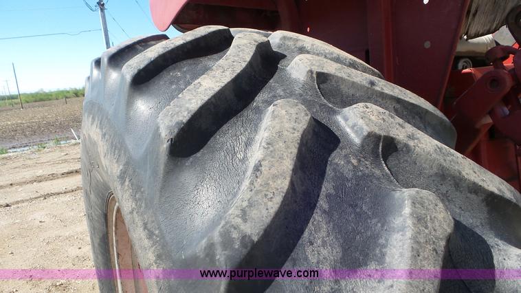 image for item L2117 1970 Farmall 1456 tractor