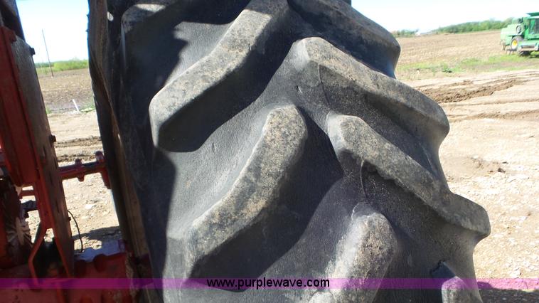 image for item L2117 1970 Farmall 1456 tractor