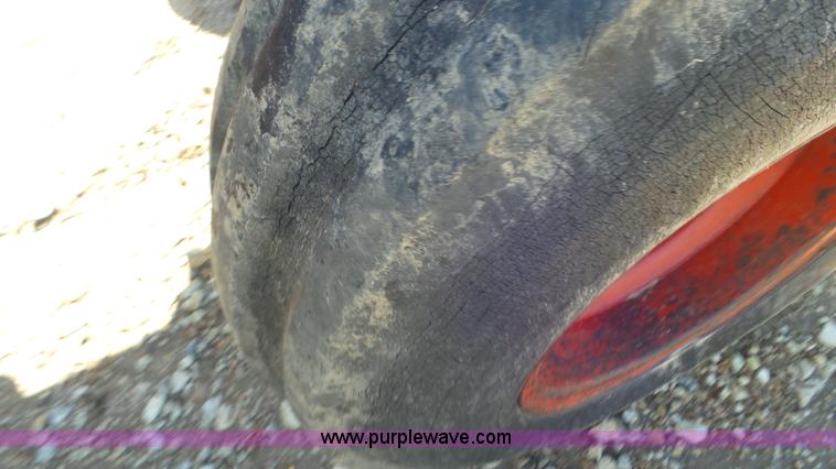 image for item L2117 1970 Farmall 1456 tractor