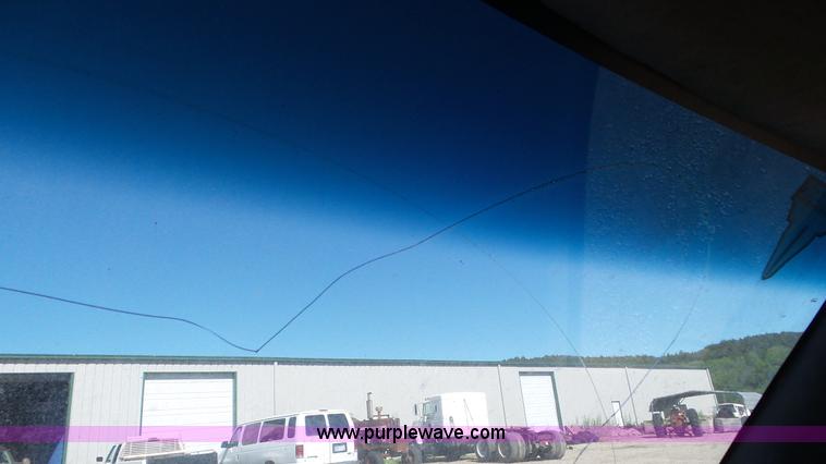 image for item L2118 1993 Ford Club Wagon van